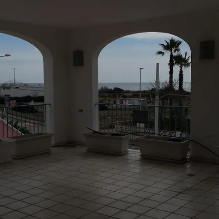 Le Sorgenti E Affittacamere Torre Vado
